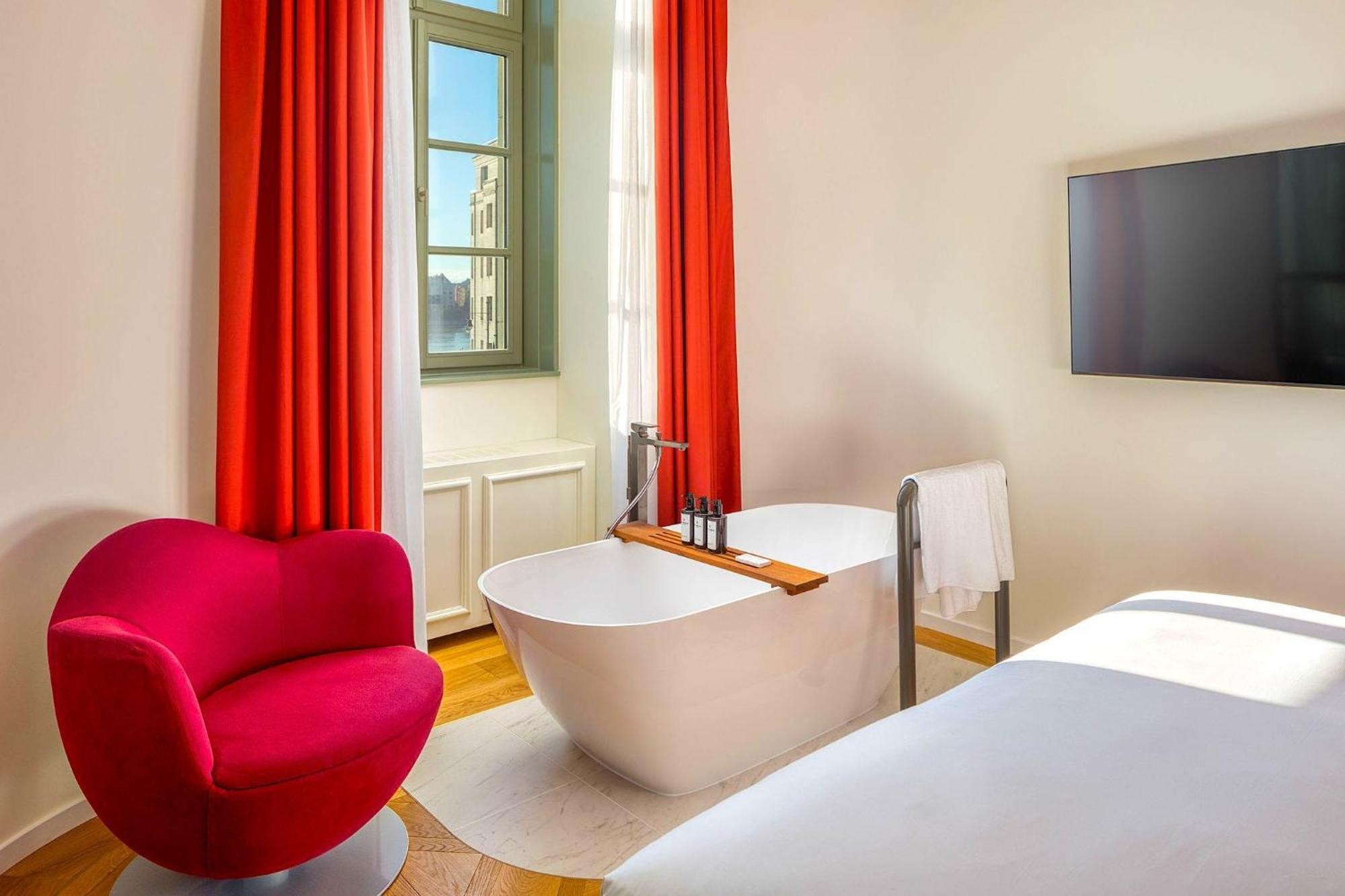 Suite mit 1 Schlafzimmer und Donaublick