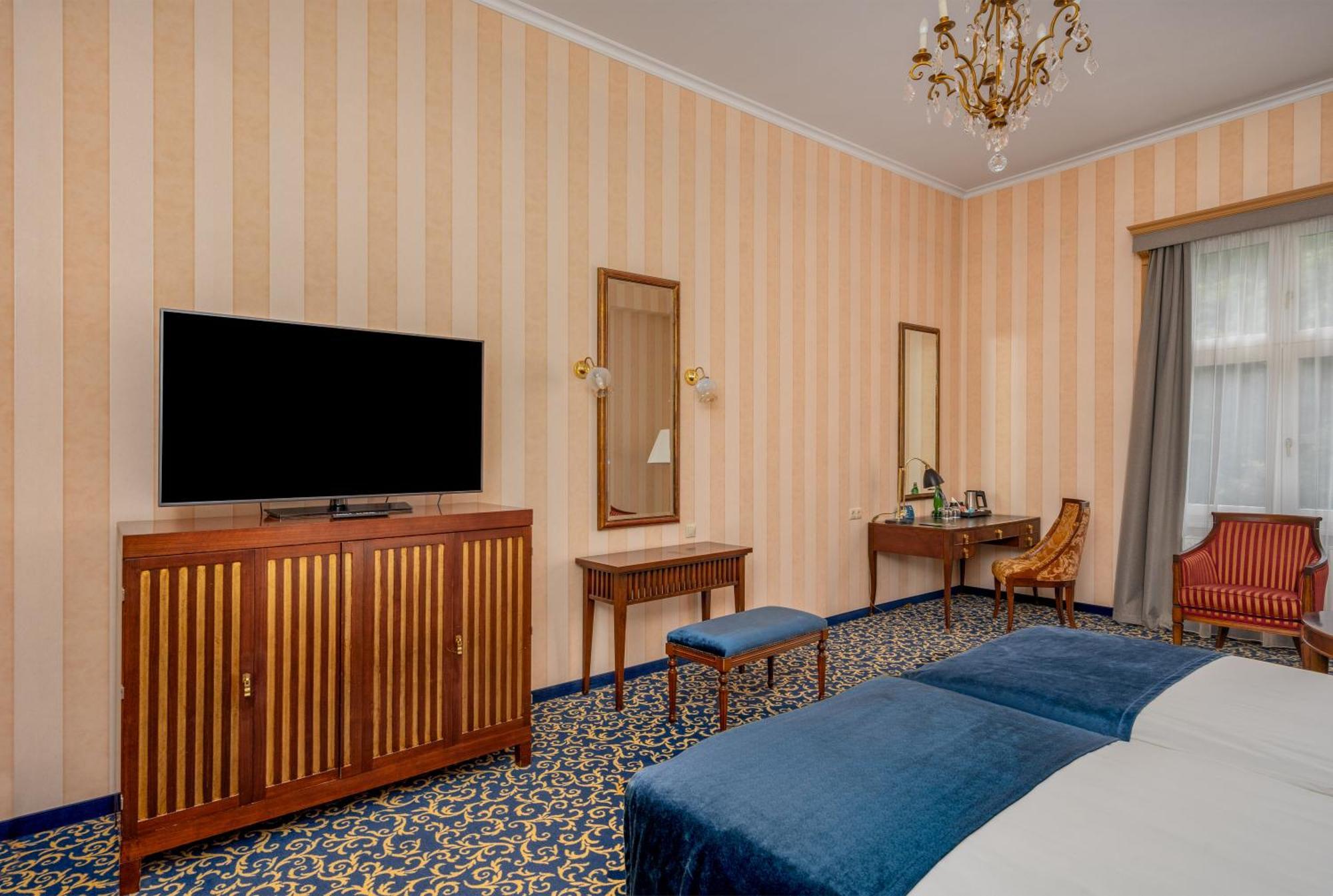 Deluxe Plus Room