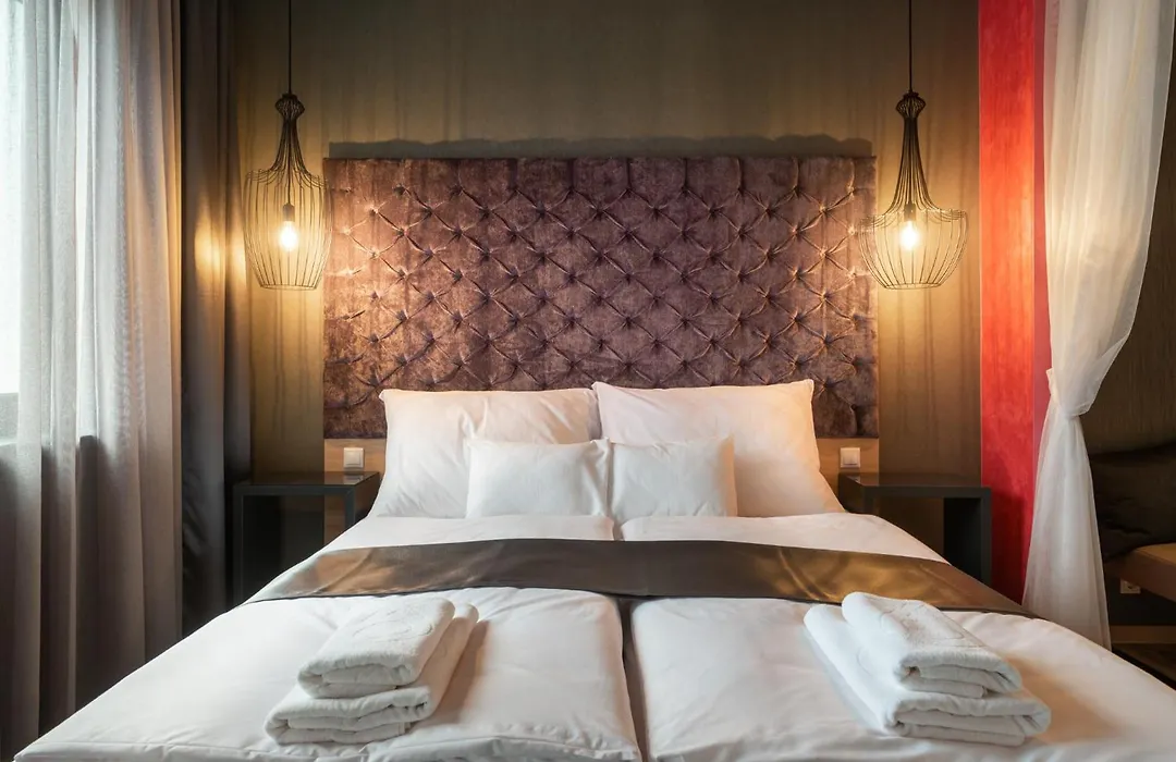 Onyx Luxury Budapest-1