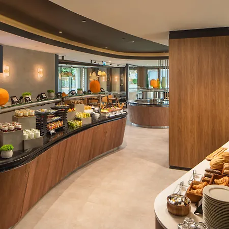 Crowne Plaza Budapest By Ihg-3